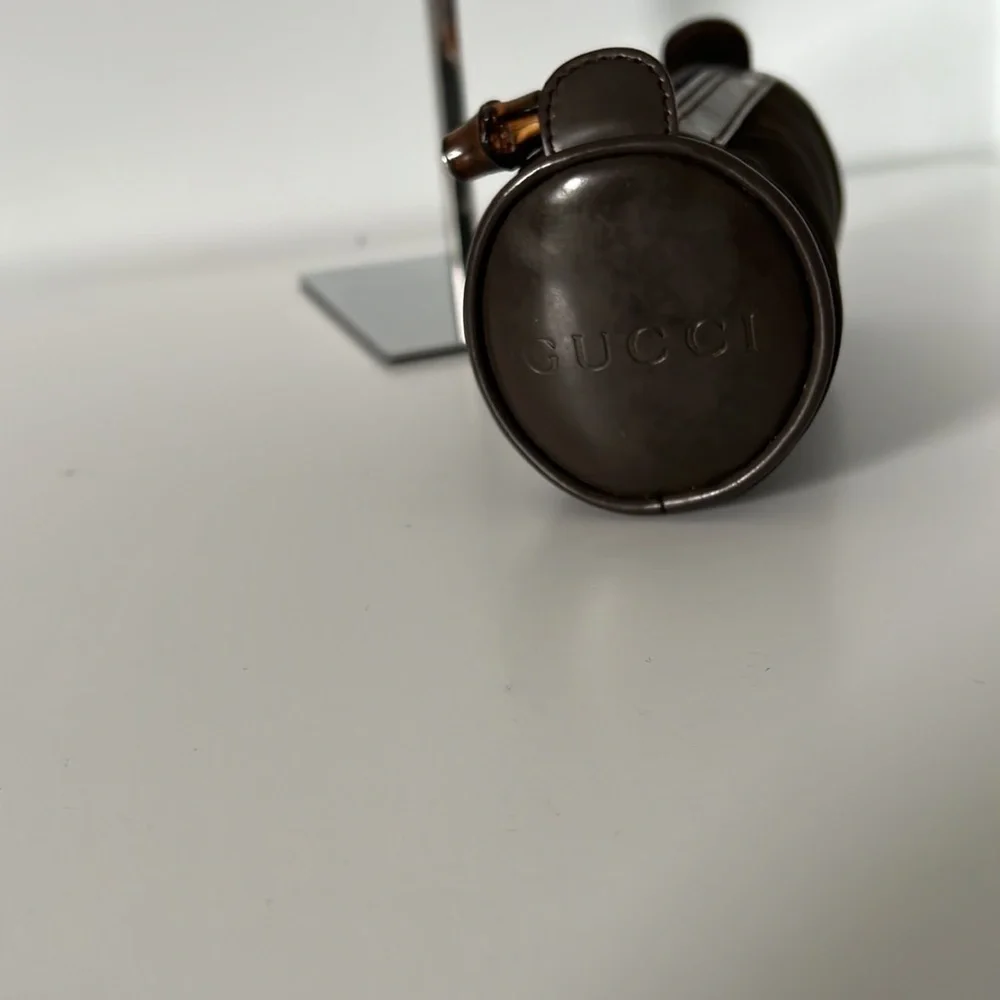 Gucci round barrel fabric and leather trim with bamboo pull